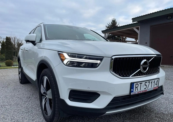 Volvo XC 40 cena 120000 przebieg: 41000, rok produkcji 2020 z Warszawa małe 436